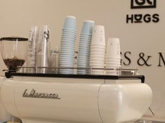 -HUGS coffee(东区店)