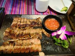 -香巴拉云南餐厅(华莱坞店)