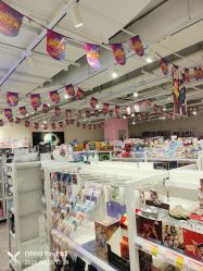 -嗨本可潮玩仓(大兴大悦春风里店)