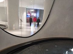 -涨巢·潮玩水疗局