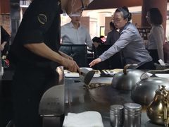 -利昂法式铁板主题餐厅(新奥购物中心店)