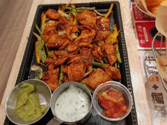 -必胜客(新中纬店)