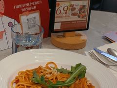 -必胜客(WOW梧州旺城店)