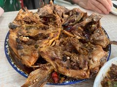 红烧鱼头-金鹏鱼肉馆