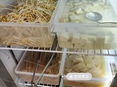 -老表牌·蛙蛙鸡冷锅鱼(成都东站店)