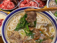 -云阿蛮云南生烫牛肉米线(奉贤路店)
