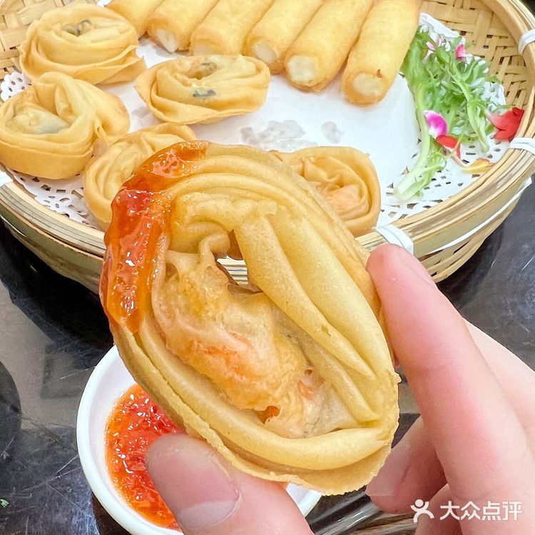 蟹膏多到溢出来！来顺德都给我吃这家私房菜