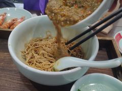 -蟹上黄·蟹黄面·江南糖水(人民广场店)