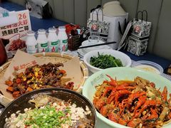 -靓虾二哥长沙地标小龙虾(五一广场店)