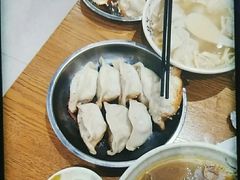 -黄阿姨锅贴大王(万航渡路店)