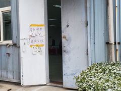 车间卖场入口-雪莲品牌工厂店