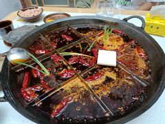 -正贰捌经重庆老火锅(建设路店)
