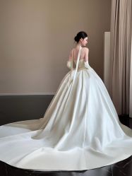 点击看大图 -GODDESS WHITE婚纱礼服(鹏城动力大厦店)