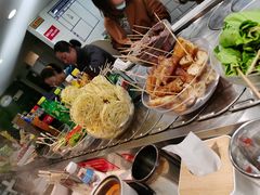 -百品聚旋转火锅(万德庄店)