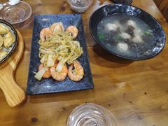 -老东镇啤酒屋海鲜加工·蒸汽海鲜·海鲜烧烤(台东店)