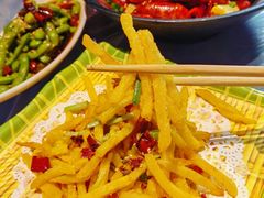 -肥肥虾庄·金牌油焖大虾(杨园滨江时代walk店)