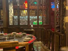 -小龙坎火锅(湖滨银泰in77店)