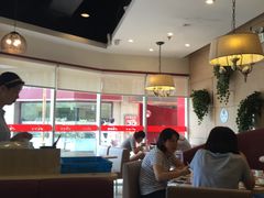 大堂-粤仔湾砂锅粥(广益哥伦布店)
