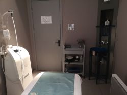 -奈瑞儿美颜美养SPA