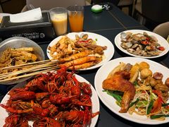 -涨巢·潮玩水疗局