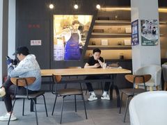 -瑞幸咖啡(杭州绿地中央店)