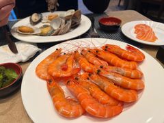 -大中华希尔顿酒店-念自助餐·嗨啤·小龙虾
