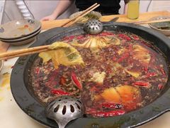 纯牛油锅底-黄潇洒老火锅(九眼桥宏济巷店)