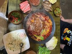 -黄潇洒老火锅(九眼桥宏济巷店)