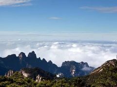 -黄山阿拉酒店(黄山风景区换乘中心店)