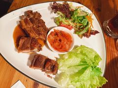 德式脆皮猪肉-宝莱纳啤酒花园餐厅PAULANER BRAUHAUS Nanjing(广州路店)