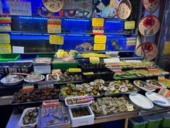 -三个渔夫·蒸汽海鲜(小白楼店)