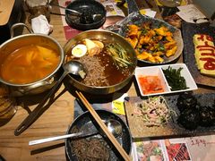 -冰川延边料理·炭烤串(原小木屋店)