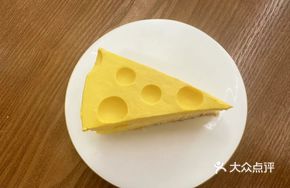 Big-Hole Cheesecake