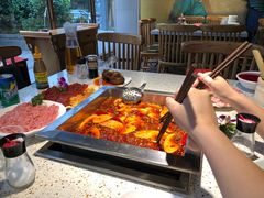 -二荆条·蜀鲜汇城市森林火锅