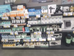 -迪卡侬(西三旗店)