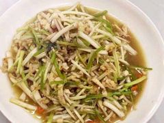 韭黄炒肉丝-巢湖名吃·东关老鹅汤(江南风情街店)