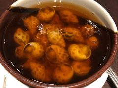 古越陈酿煮花螺-杭州西子湖四季酒店·金沙厅