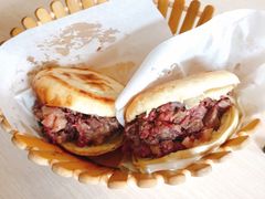 -闫家驴肉老店(华电一校店)