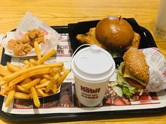 -The Habit Burger Grill 哈比特汉堡(爱琴海店)