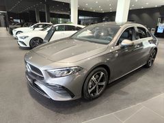 -奔驰上海利星(七宝店)