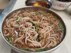 -正宗杨记普洱酸醋米线(总店)