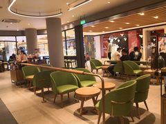 大堂-星巴克臻选(北京银泰店)