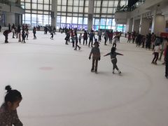 -冰纷万象滑冰场(深圳万象城店)