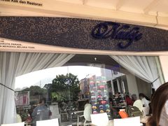 -Nadeje(Plaza Mahkota)