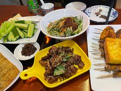 -老何太太鹤岗小串·团建聚餐(龙华店)