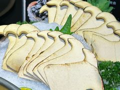 -鲜入唯煮·港式海鲜牛肉火锅(金宝街店)