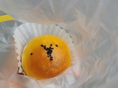 流心蛋黄酥糕点-味多美蛋糕(双安店)