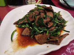 -侬佳蒸菜馆(听潮店)