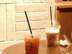 -星巴克(西藏路店)