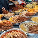 0.5💰的快乐！成都美食🧐乐山钵钵鸡+鸡汤饭